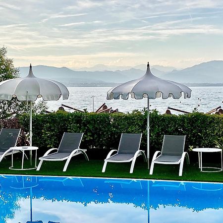 Hotel Aquila D'Oro Desenzano Desenzano del Garda Exteriör bild
